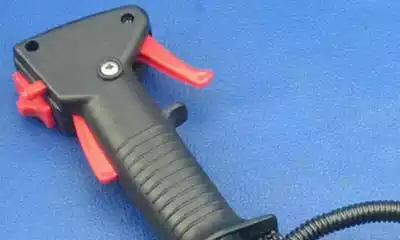 Interruptor para mango de desbrozadora